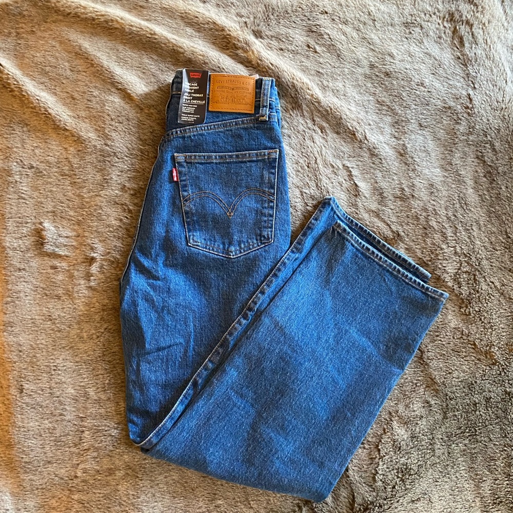 Levi’s ribcage straight ankle jeans